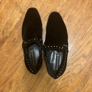 Steve Madden velvet studded flats size 9